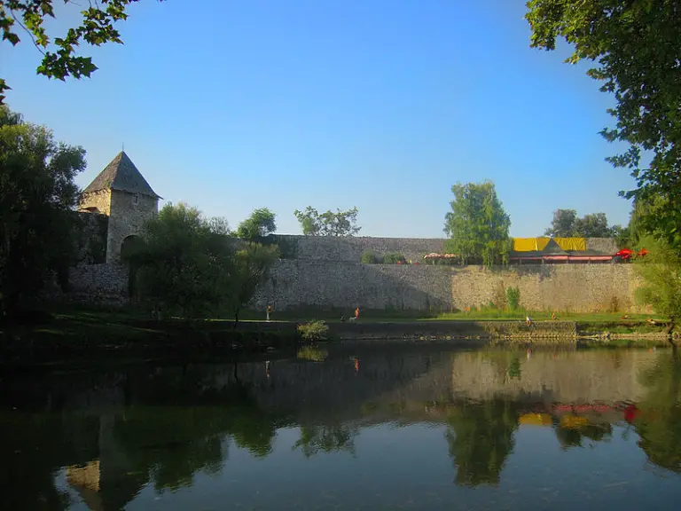 Exposition de photos touristiques sur la République serbe