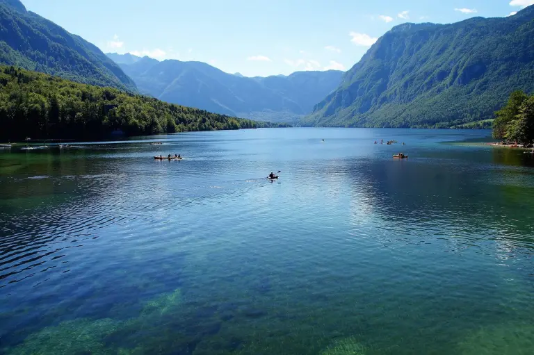 Lac de Bled ou lac de Bohinj : lequel choisir pour votre voyage en Slovénie ?