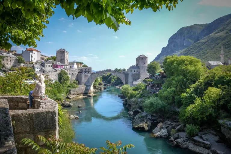 Mostar et son célèbre pont : symbole des Balkans