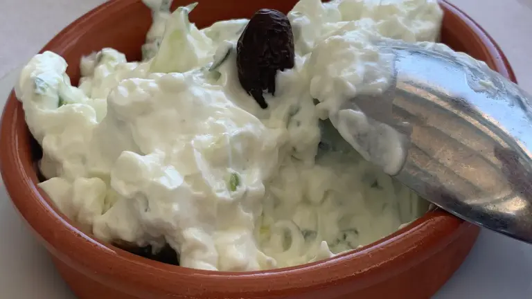 Tzatziki : la vraie recette grecque, facile et authentique